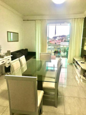 Apartamento, Cobertura, 2 suites ,localizado 200 mts da praia Bombinhas Centro